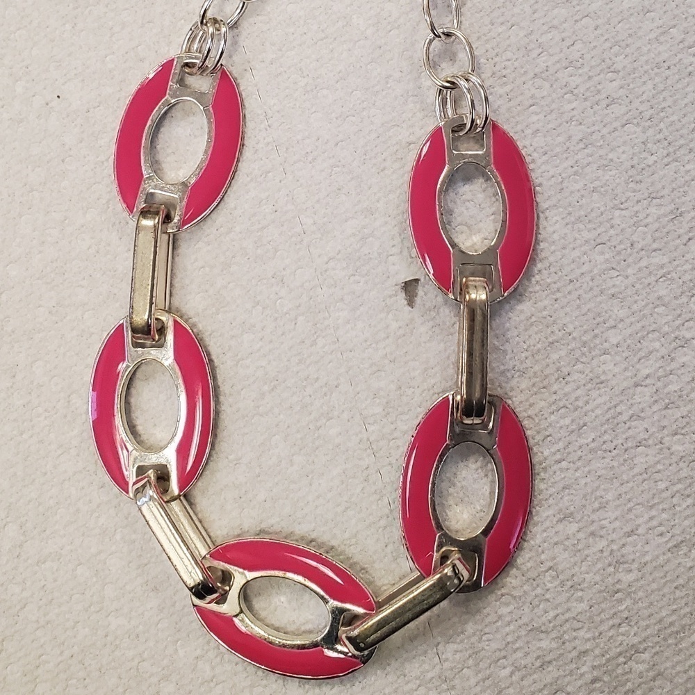 Pink Mixed Oval Link Necklace 🌴